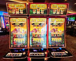 မြန်မာ Slots ကစားသူ မိုဘိုင်းဖြင့် ကစားနေစဉ်